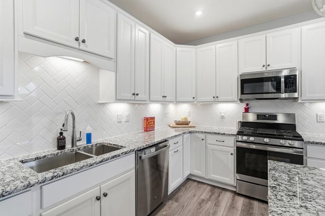 8260 Button Bush Place, West Chester, OH 45069