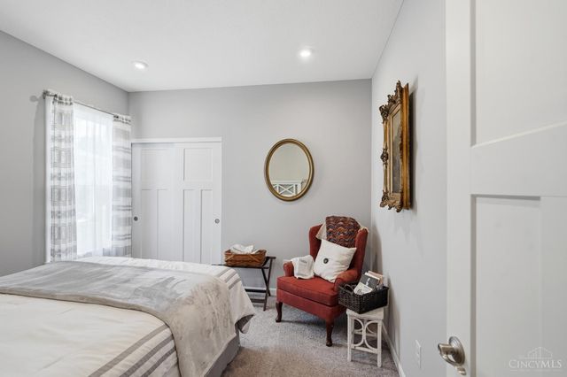 8260 Button Bush Place, West Chester, OH 45069