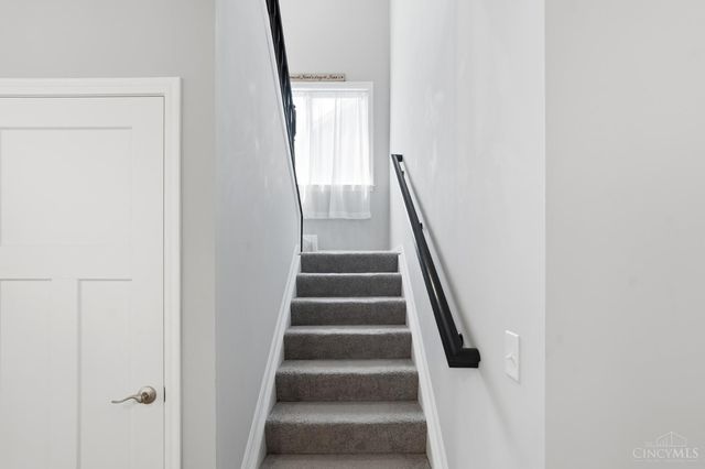 8260 Button Bush Place, West Chester, OH 45069