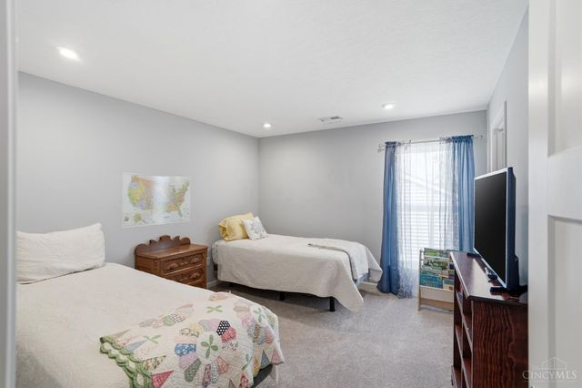 8260 Button Bush Place, West Chester, OH 45069
