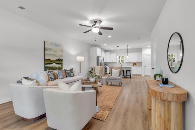 121 Mary Ann Drive, Summerville, SC 29483