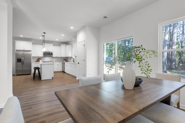 121 Mary Ann Drive, Summerville, SC 29483