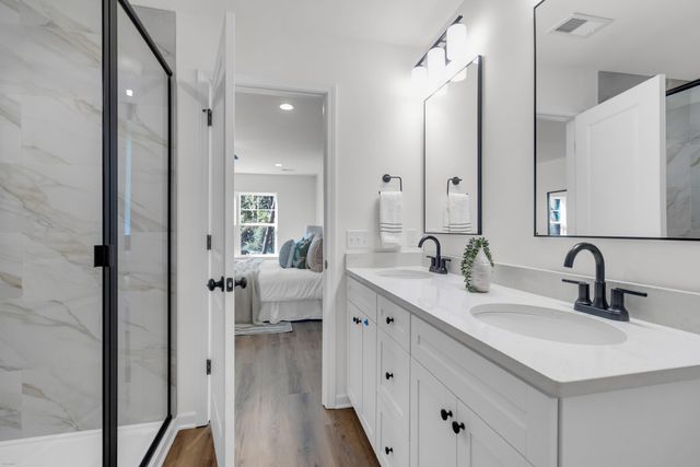 121 Mary Ann Drive, Summerville, SC 29483