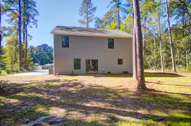 121 Mary Ann Drive, Summerville, SC 29483