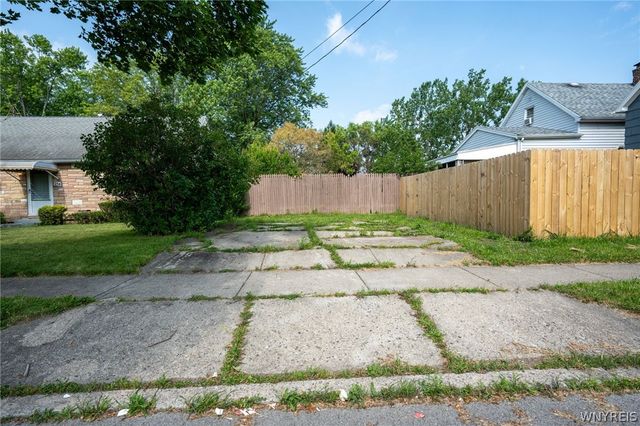 277 Reiman Street, Cheektowaga, NY 14212