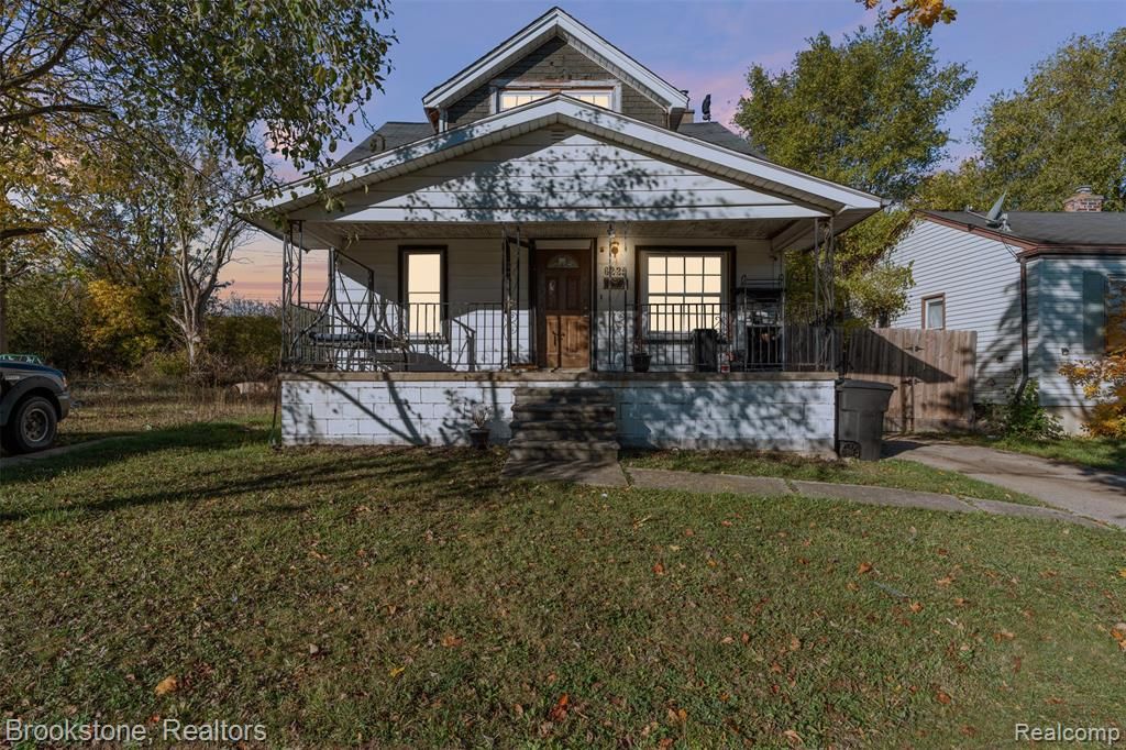 6225 Stahelin Avenue, Detroit, MI 48228