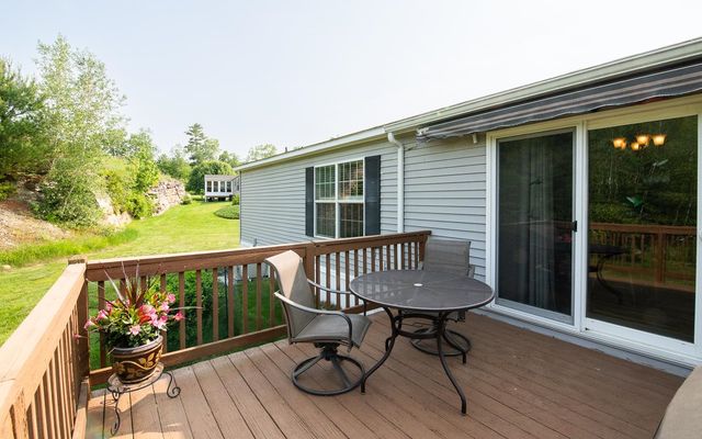 124 Freedom Hill Road, Hampstead, NH 03841