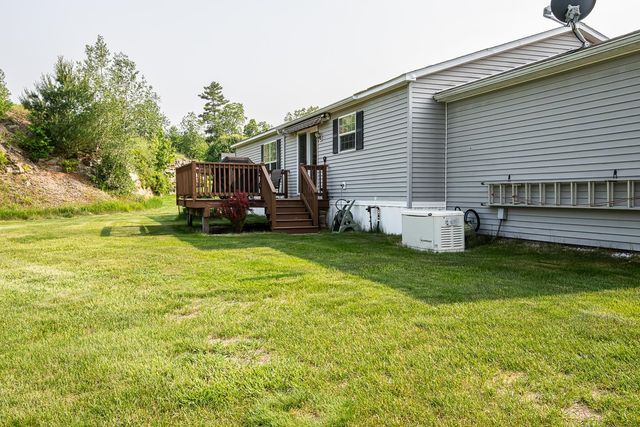 124 Freedom Hill Road, Hampstead, NH 03841