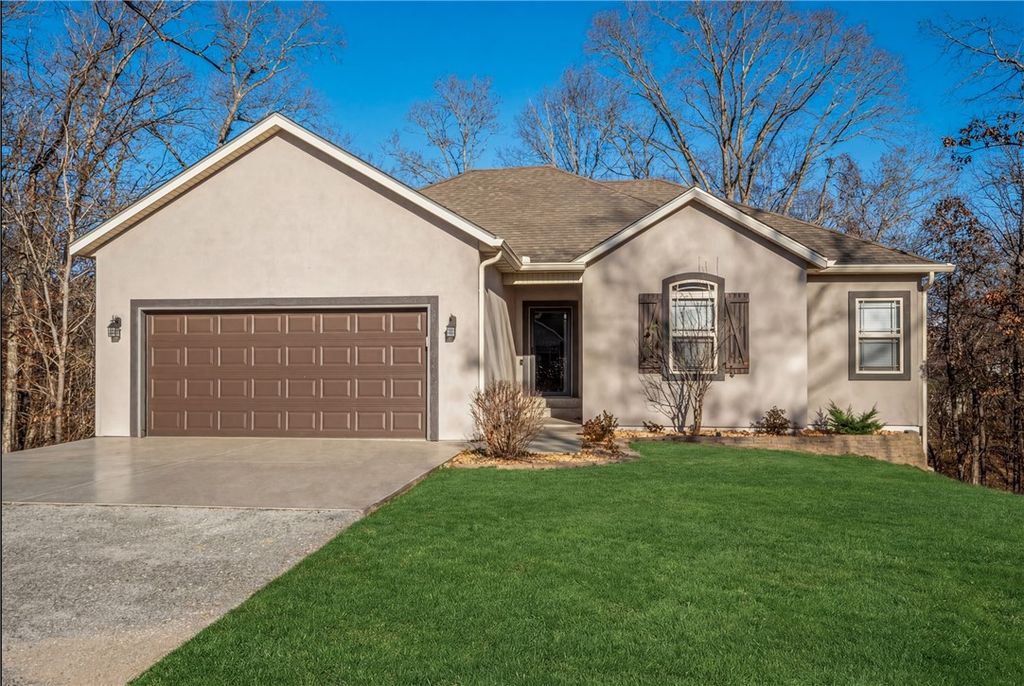 7 Rothbury Lane, Bella Vista, AR 72714