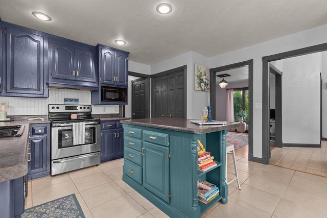 166 BRULE ROAD, De Pere, WI 54115