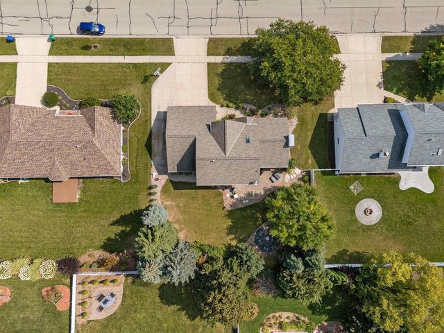 166 BRULE ROAD, De Pere, WI 54115
