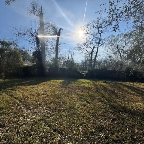 8527 Chalcos Drive, Houston, TX 77017