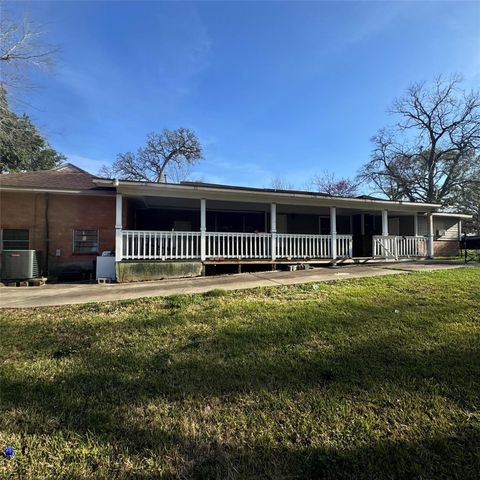 8527 Chalcos Drive, Houston, TX 77017