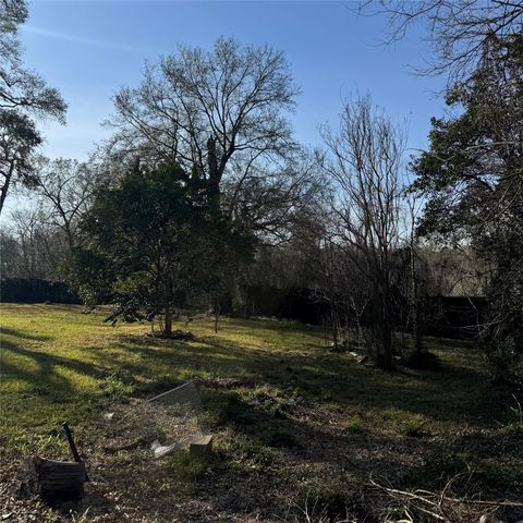 8527 Chalcos Drive, Houston, TX 77017