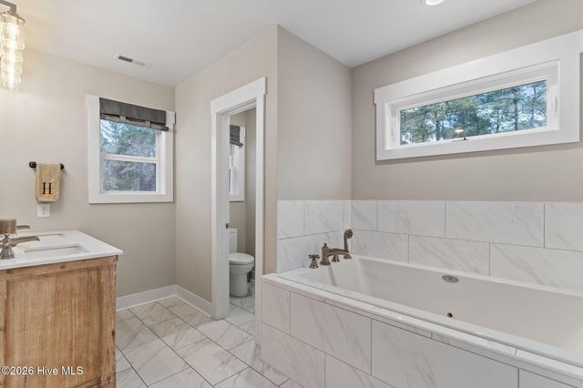 7054 Healy Haven Lane NE, Leland, NC 28451