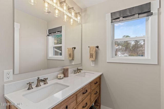 7054 Healy Haven Lane NE, Leland, NC 28451