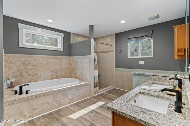 7054 Healy Haven Lane NE, Leland, NC 28451