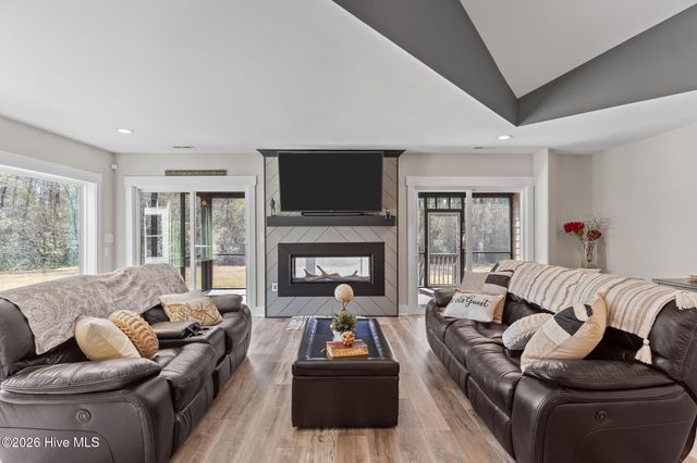 7054 Healy Haven Lane NE, Leland, NC 28451