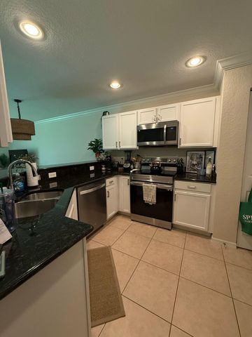 2759 SE Birmingham Drive, Stuart, FL 34994