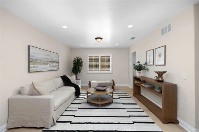 6870 Tourmaline, Eastvale, CA 92880