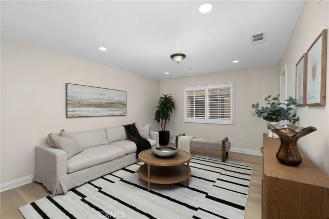 6870 Tourmaline, Eastvale, CA 92880