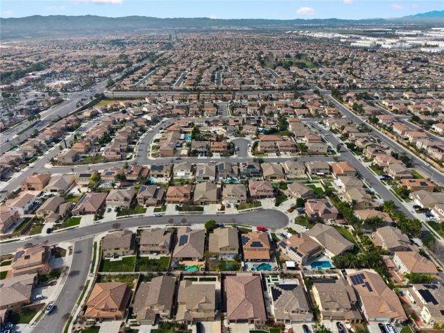 6870 Tourmaline, Eastvale, CA 92880