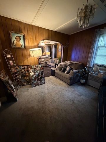 103 Greene, Springfield, MA 01109