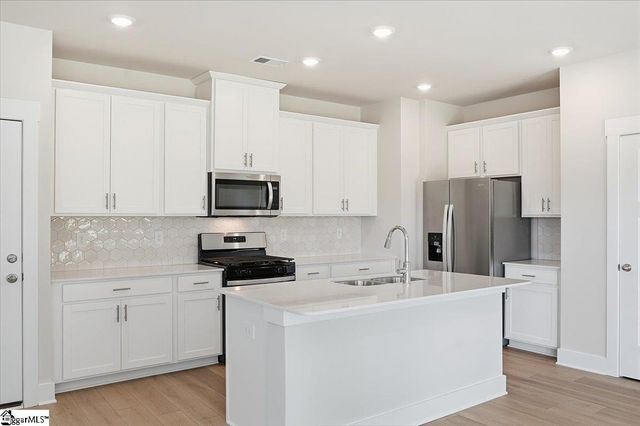 515 Hadlow Street, Greer, SC 29651
