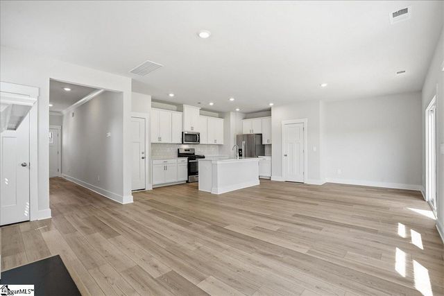 515 Hadlow Street, Greer, SC 29651