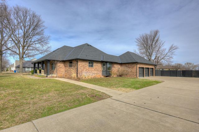 3315 S Park Avenue, Joplin, MO 64804