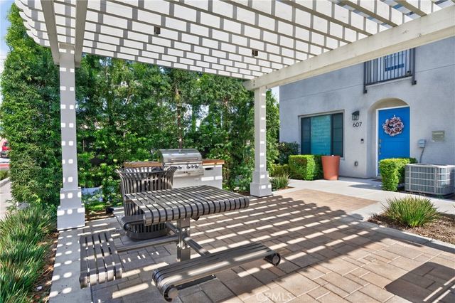 205 S Paige Ln, La Habra, CA 90631