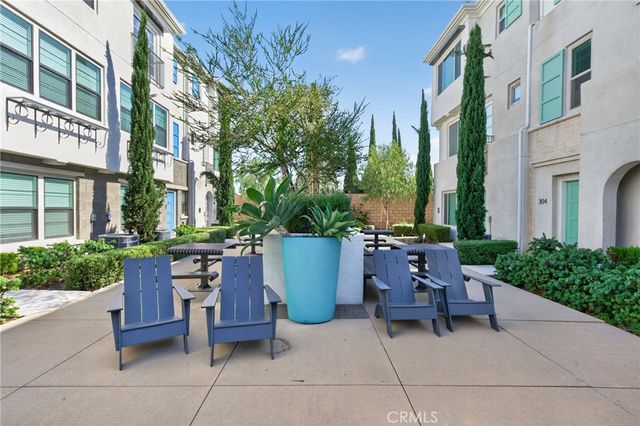 205 S Paige Ln, La Habra, CA 90631