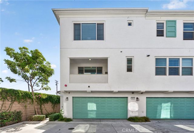 205 S Paige Ln, La Habra, CA 90631