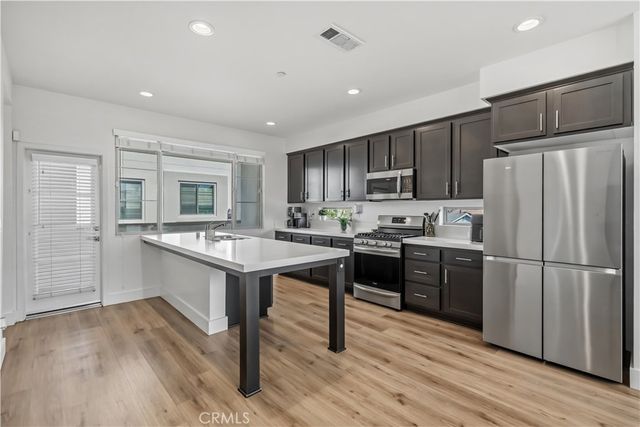 205 S Paige Ln, La Habra, CA 90631