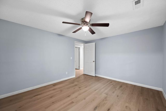 1688 Ga 136, Trenton, GA 30752