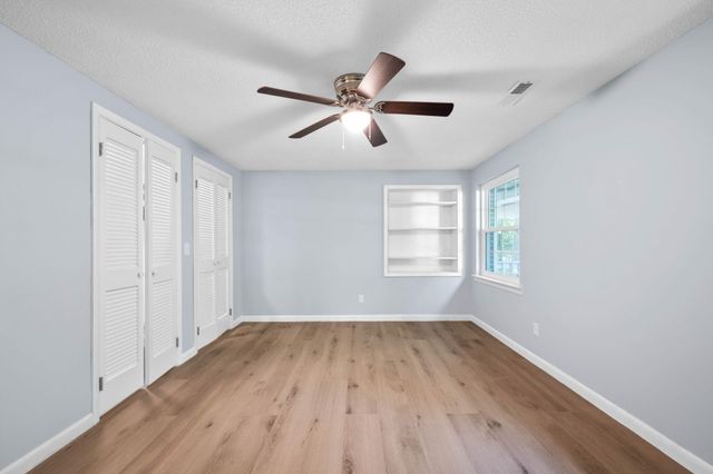 1688 Ga 136, Trenton, GA 30752