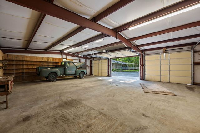 1688 Ga 136, Trenton, GA 30752