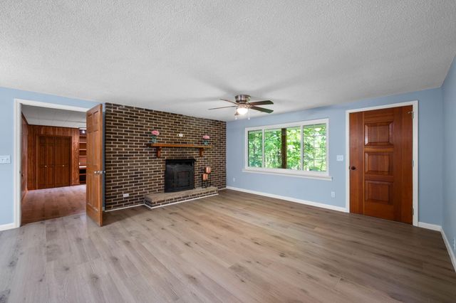 1688 Ga 136, Trenton, GA 30752
