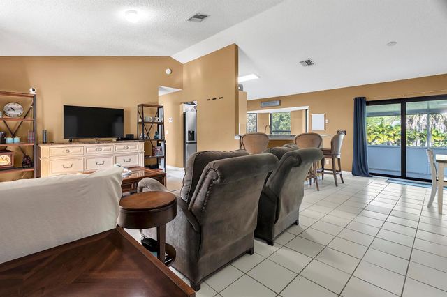 17769 83rd Place N, Loxahatchee, FL 33470