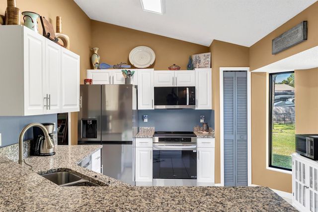 17769 83rd Place N, Loxahatchee, FL 33470