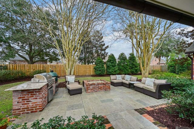 15223 Lockett Ln, Baton Rouge, LA 70810