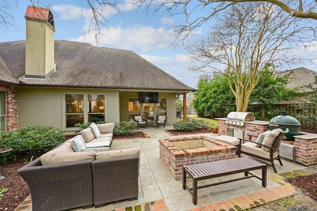 15223 Lockett Ln, Baton Rouge, LA 70810