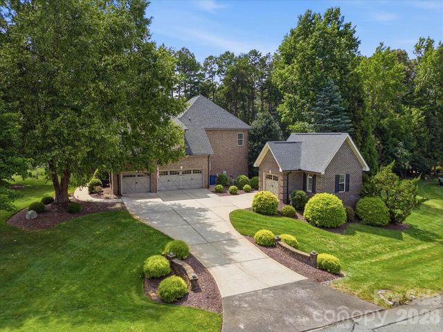 1023 Madras Court, Davidson, NC 28036