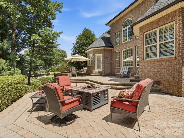 1023 Madras Court, Davidson, NC 28036