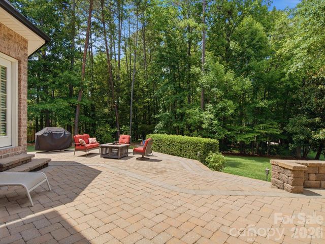 1023 Madras Court, Davidson, NC 28036