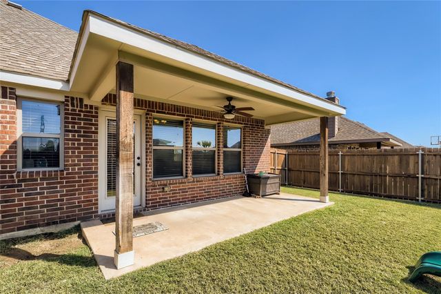 1025 Colonial Drive, Royse City, TX 75189