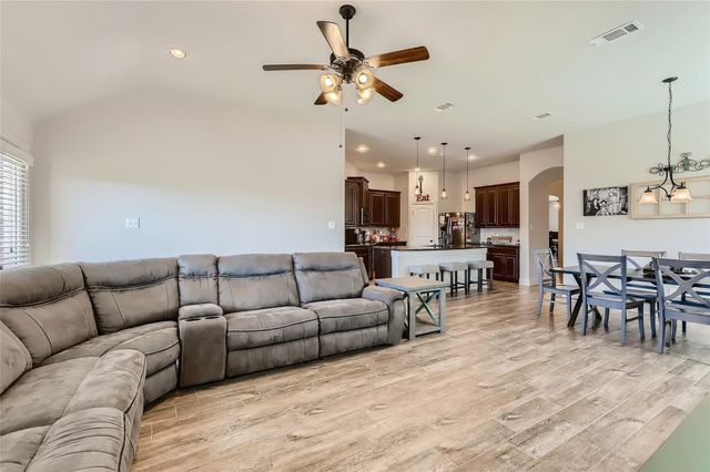 1025 Colonial Drive, Royse City, TX 75189