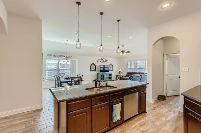 1025 Colonial Drive, Royse City, TX 75189