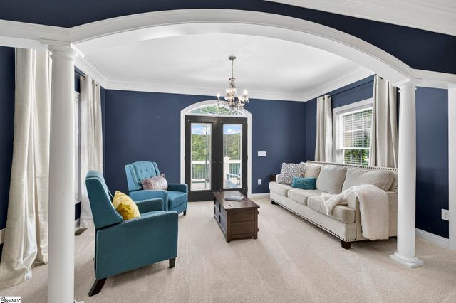 5 Norman Place, Greenville, SC 29615