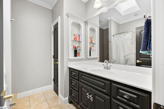 5 Norman Place, Greenville, SC 29615